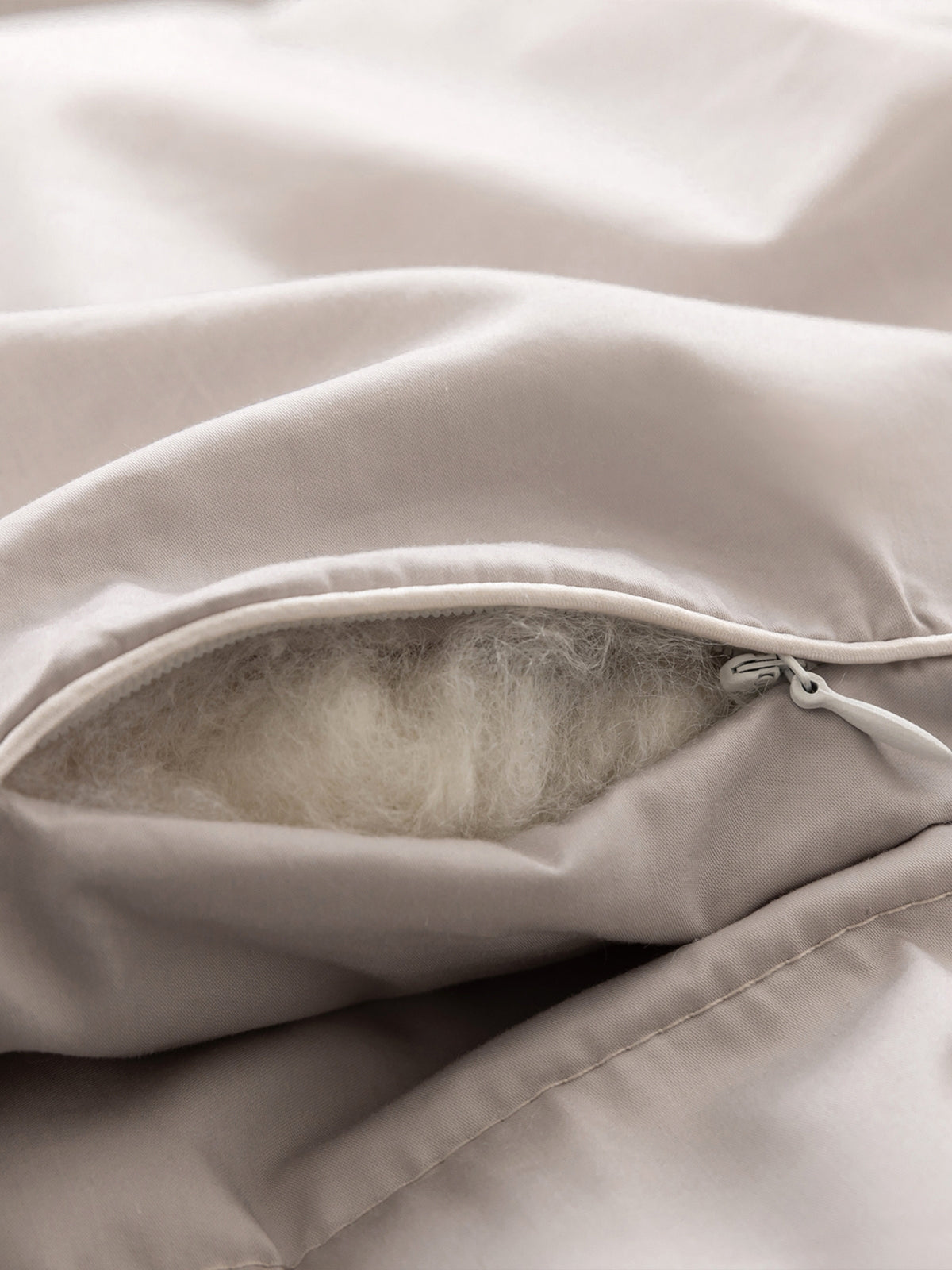 Couette d'été lavable garnie de soie