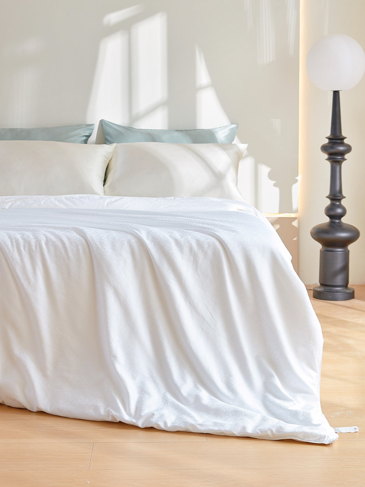 Couette d'été rembourrée de soie