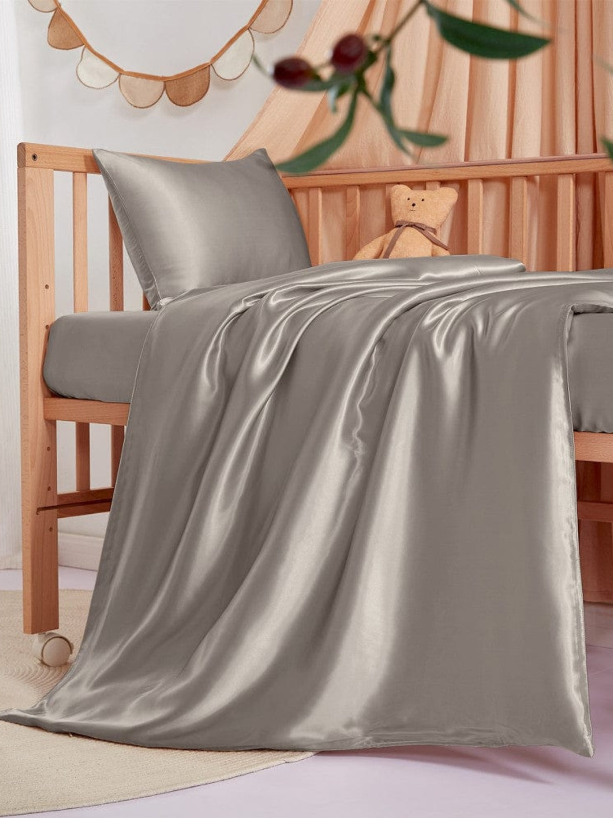 Housse de couette en soie 19 momme pour lit bébé