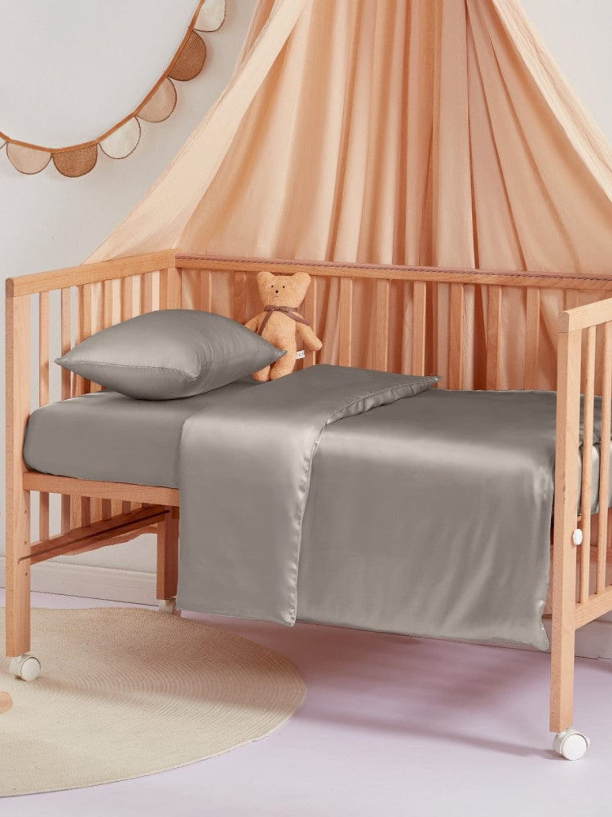 Housse de couette en soie 19 momme pour lit bébé