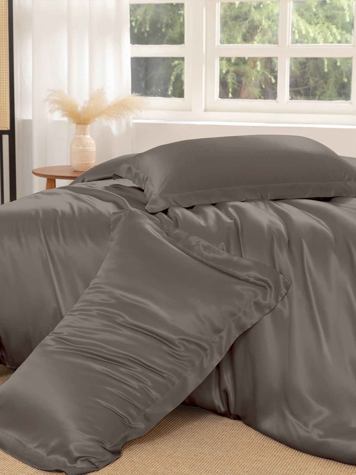 Ensemble de housse de couette en soie supérieur 4 pièces - 22 momme