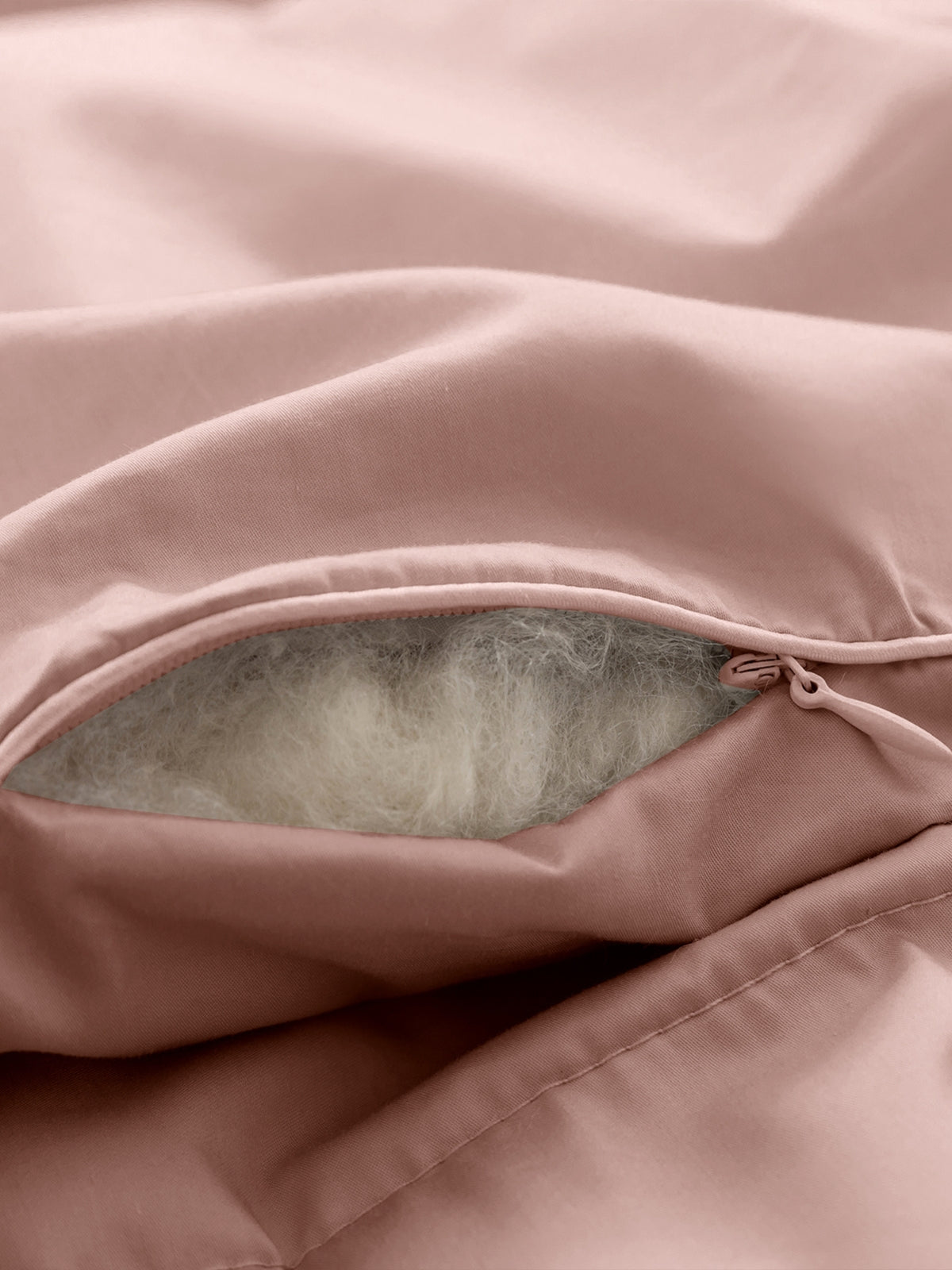 Couette d'été lavable garnie de soie