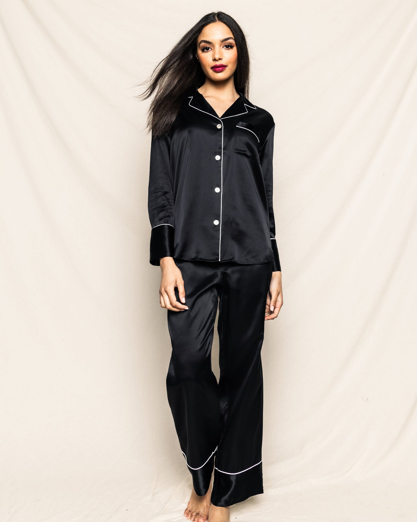 Ensemble de pyjama long en soie noire