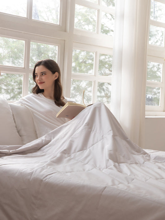 Couette d'été lavable garnie de soie