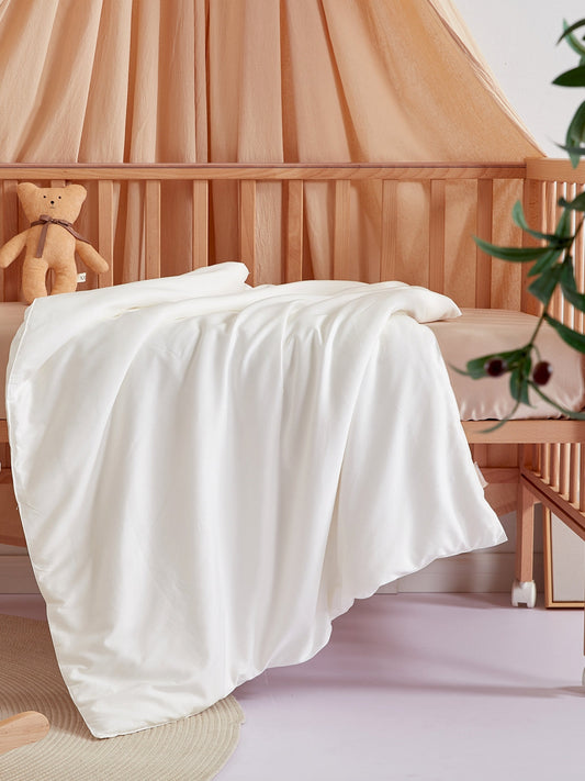 Couette en soie toute saison pour bébé