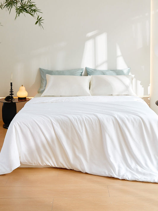 Couette d'été rembourrée de soie