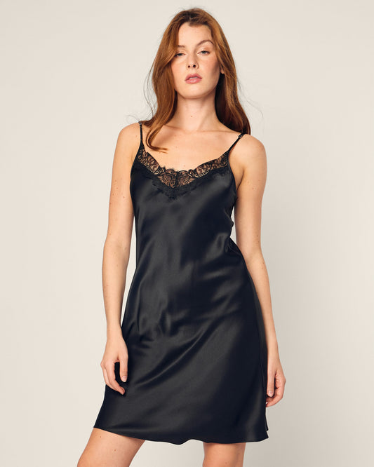 Robe nuisette en dentelle de soie noire
